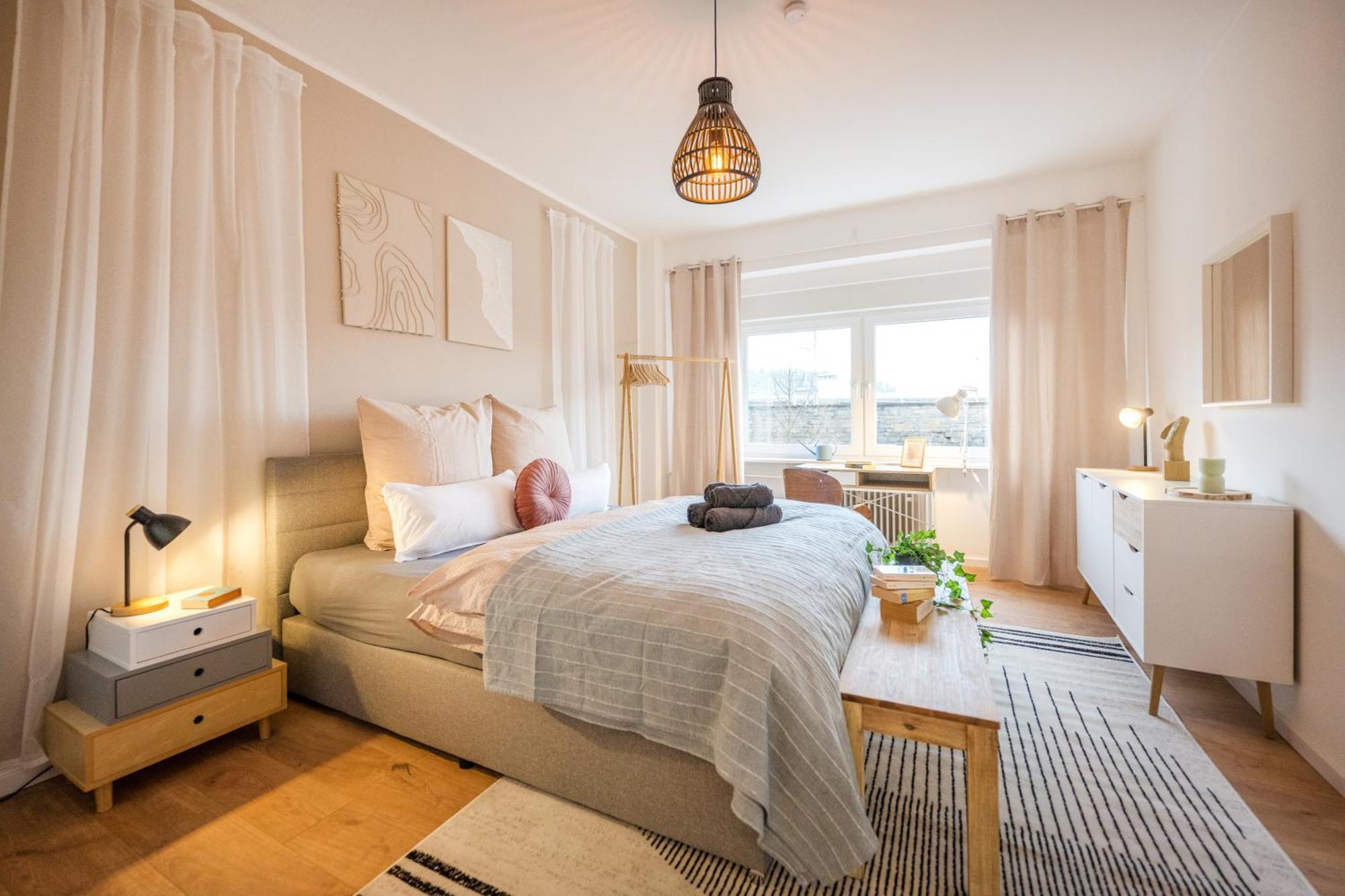 Neu: 100m² - Ideal Fuer Familien/geschaeftsr. - Hbf * Koblenz (Rhineland-Palatinate)